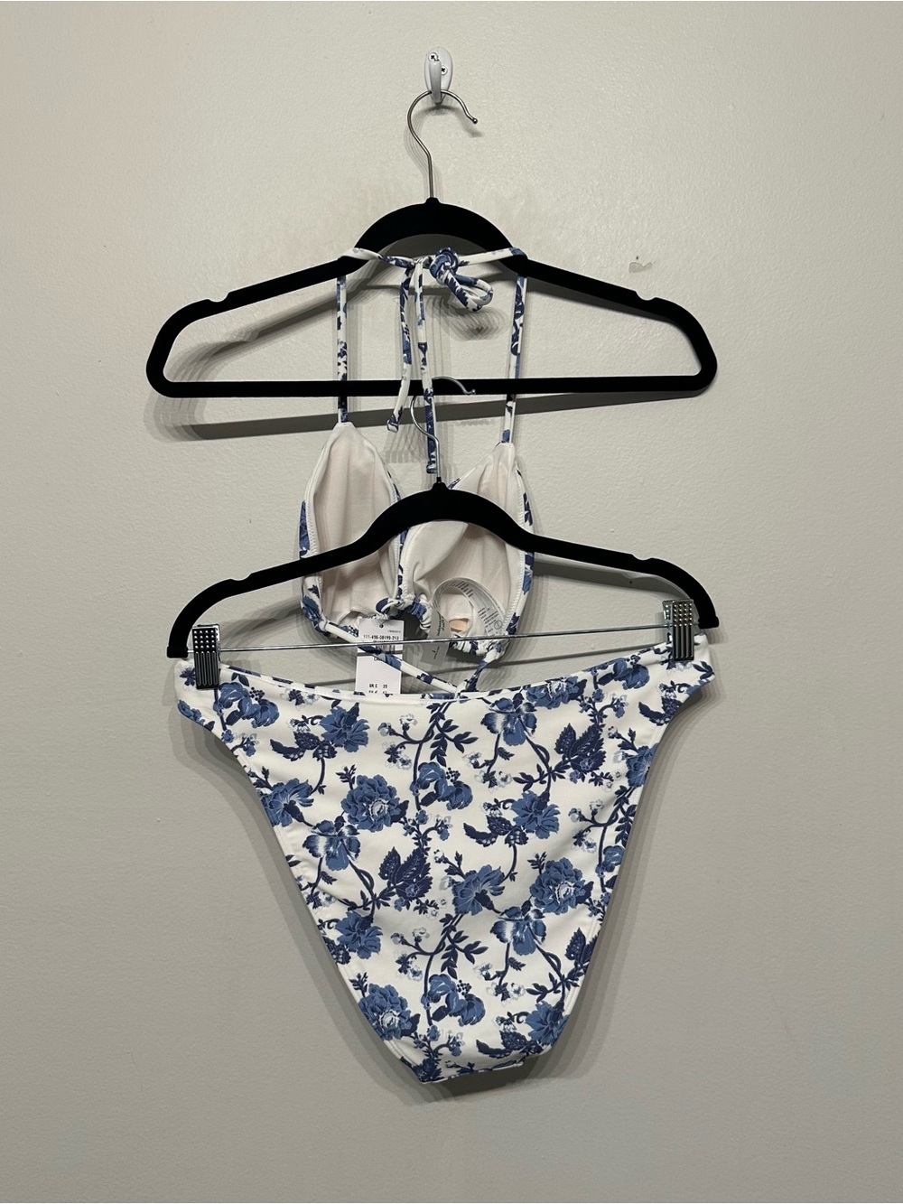 NWT Abercrombie & Fitch Floral Bikini Set Large - Picture 2 of 6